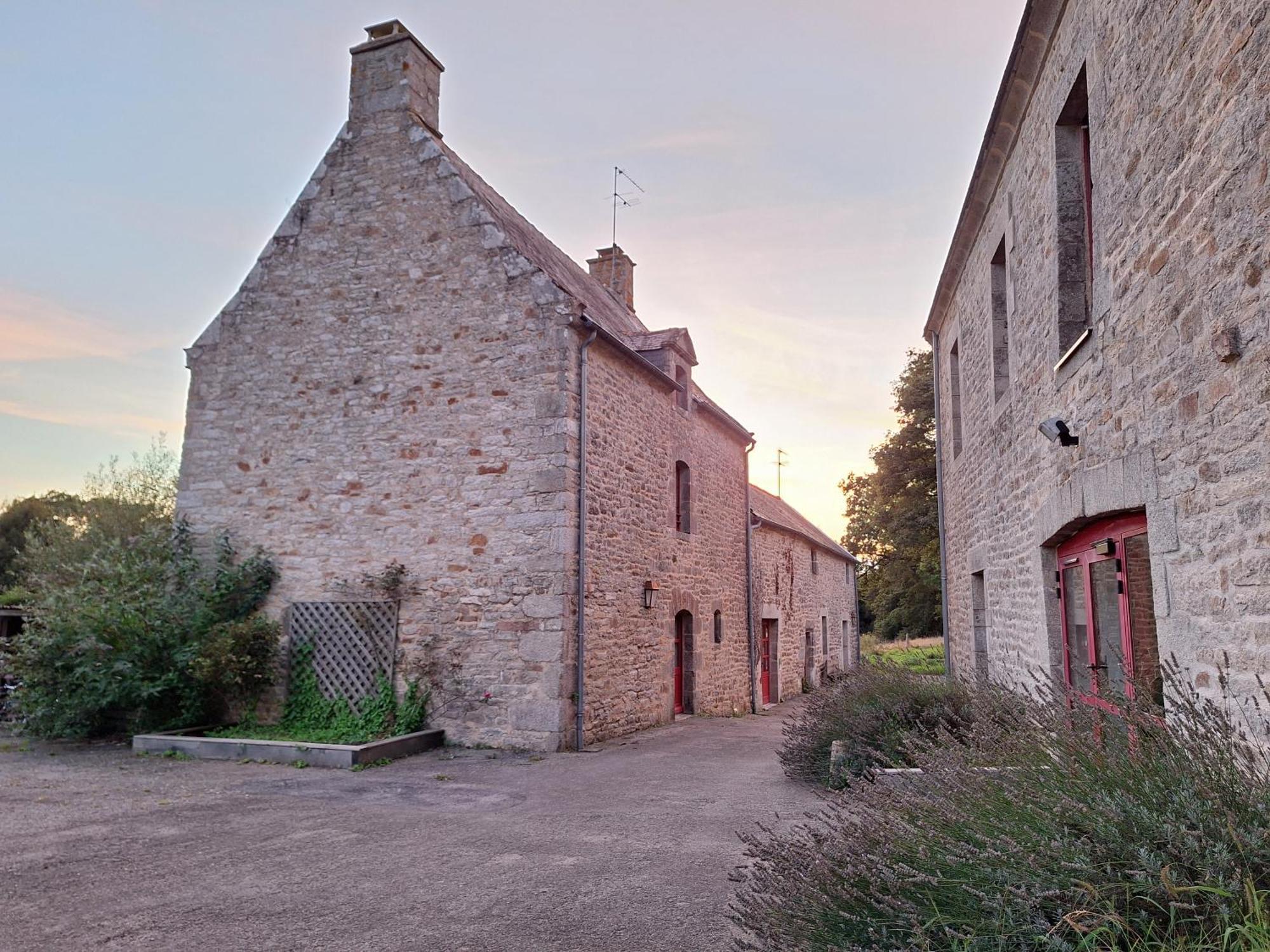 Domaine De Bobehec - Gite De Groupe, Chambres & Salle - 23 Personnes - Morbihan Proche Vannes Et Plages La Vraie-Croix エクステリア 写真
