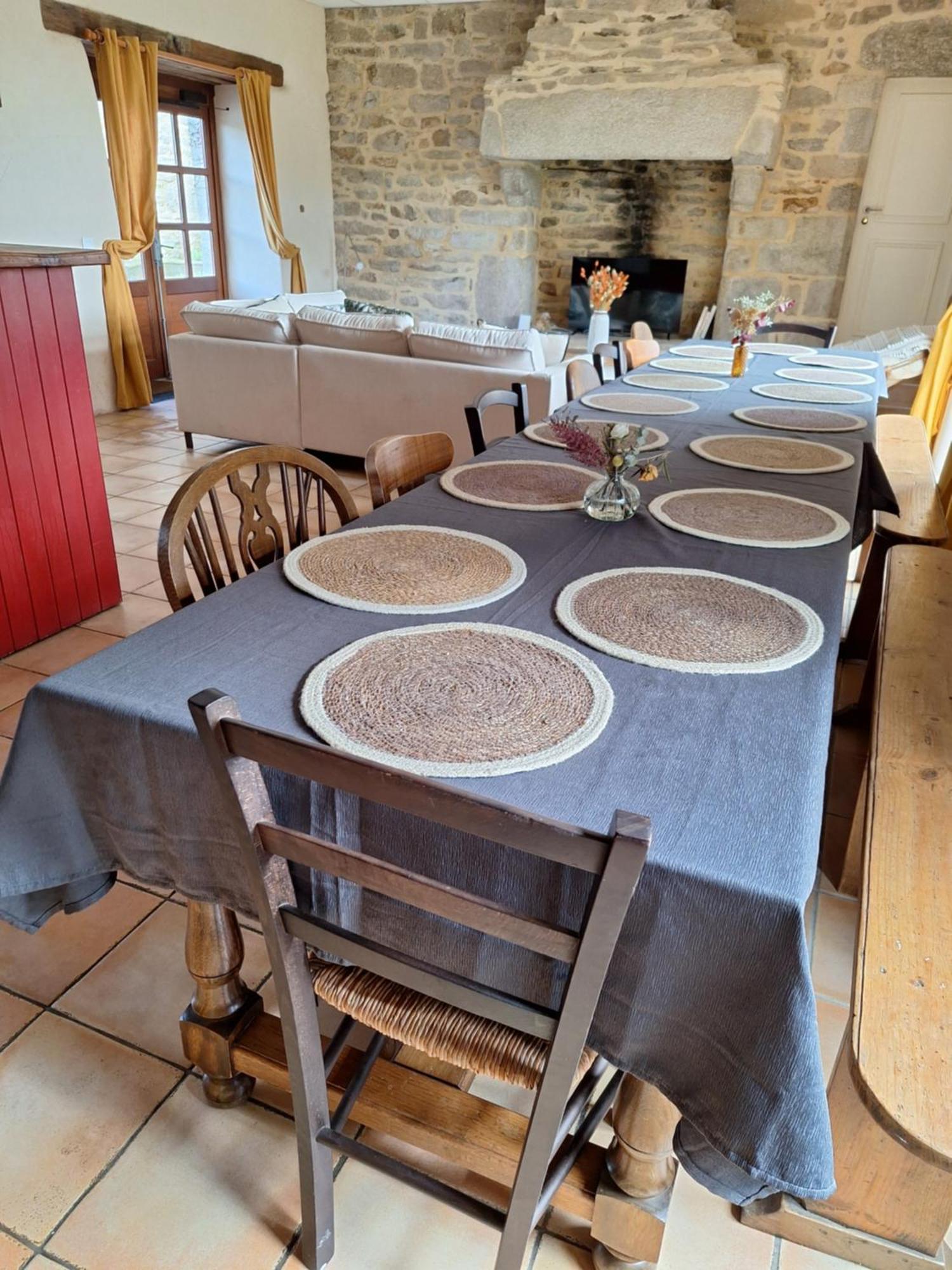Domaine De Bobehec - Gite De Groupe, Chambres & Salle - 23 Personnes - Morbihan Proche Vannes Et Plages La Vraie-Croix エクステリア 写真
